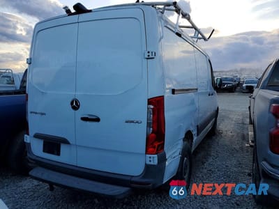 Trzecie zdjęcie samochodu z tyłu: 2019 MERCEDES BENZ SPRINTER 2500 VIN:WD3PF0CD2KP047529 - miniatura