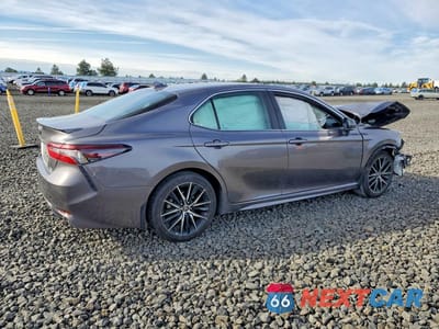 Trzecie zdjęcie samochodu z tyłu: 2024 TOYOTA CAMRY SE VIN:4T1G11BK5RU113167 - miniatura