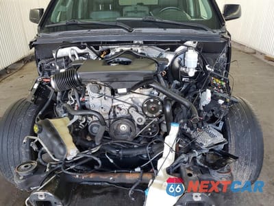 Zdjęcie 12 z 13 samochodu: 2016 CHEVROLET SUBURBAN C1500 LT VIN:1GNSCHKC9GR111780 - miniatura