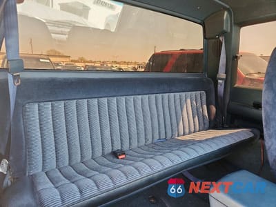 Zdjęcie 10 z 13 samochodu: 1993 GMC SIERRA C1500 VIN:2GTEC19K5P1504372 - miniatura