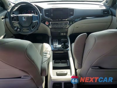 Zdjęcie 8 z 14 samochodu: 2021 HONDA PILOT TOURING VIN:5FNYF6H65MB078729 - miniatura