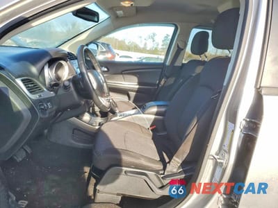 Zdjęcie 7 z 13 samochodu: 2019 DODGE JOURNEY SE VIN:3C4PDCBG5KT701377 - miniatura