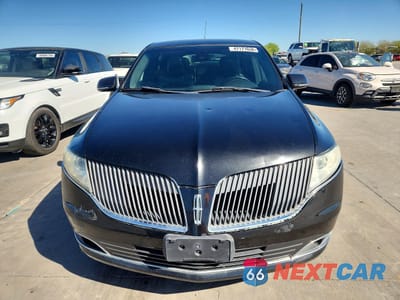 Piąte zdjęcie samochodu w środku: 2013 LINCOLN TOWNHOUSE MKT VIN:2LMHJ5NK5DBL54611 - miniatura