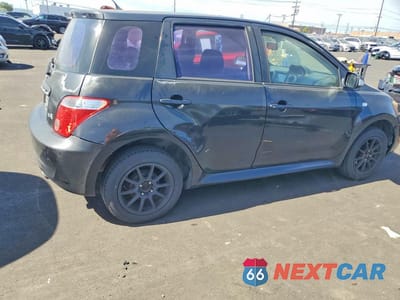 Trzecie zdjęcie samochodu z tyłu: 2006 SCION XA BASE VIN:JTKKT624660134984 - miniatura