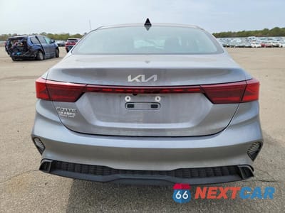 Zdjęcie 6 z 12 samochodu: 2023 KIA FORTE LXS VIN:3KPF24AD4PE688454 - miniatura