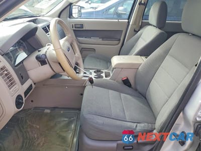 Zdjęcie 7 z 13 samochodu: 2009 FORD ESCAPE XLT VIN:1FMCU93G19KB47486 - miniatura