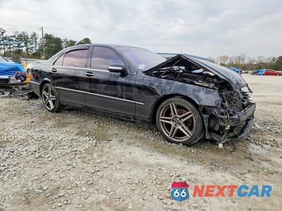 Czwarte zdjęcie samochodu z boku: 2005 MERCEDES-BENZ S 430 VIN:WDBNG70J95A440026 - miniatura