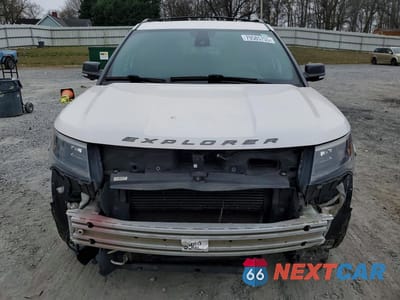 Piąte zdjęcie samochodu w środku: 2018 FORD EXPLORER SPORT VIN:1FM5K8GT7JGB84422 - miniatura