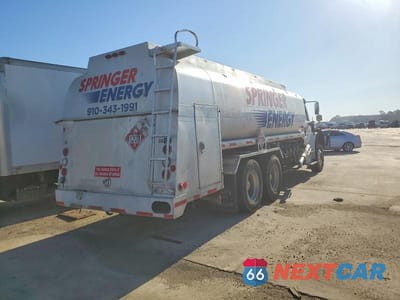 Czwarte zdjęcie samochodu z boku: 2017 FREIGHTLINER M2 106 MEDIUM DUTY VIN:1FVHCYCY3HHJC5971 - miniatura