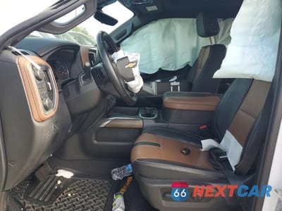 Zdjęcie 7 z 12 samochodu: 2023 CHEVROLET SILVERADO K3500 HIGH COUNTRY VIN:1GC4YVEY9PF216779 - miniatura