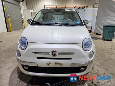 Piąte zdjęcie samochodu w środku: 2013 FIAT 500 LOUNGE VIN:3C3CFFCR5DT678006 - miniatura