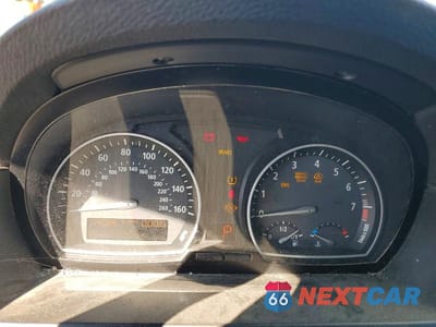 Zdjęcie 9 z 11 samochodu: 2007 BMW X3 3.0SI VIN:WBXPC93487WJ02018 - miniatura