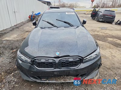 Piąte zdjęcie samochodu w środku: 2023 BMW 330XI VIN:3MW89FF01P8D04499 - miniatura