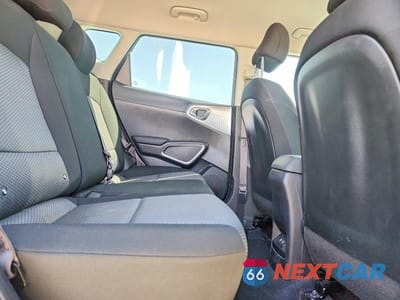 Zdjęcie 10 z 11 samochodu: 2023 KIA SOUL S VIN:KNDJ23AU2P7204138 - miniatura