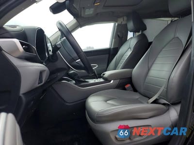 Zdjęcie 7 z 12 samochodu: 2022 TOYOTA HIGHLANDER XLE VIN:5TDGZRBH3NS578304 - miniatura