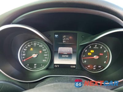 Zdjęcie 9 z 12 samochodu: 2016 MERCEDES-BENZ C 300 VIN:55SWF4JB8GU132000 - miniatura