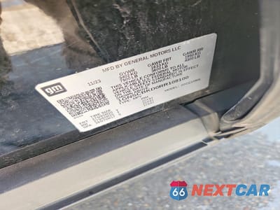 Zdjęcie 13 z 14 samochodu: 2024 CHEVROLET SUBURBAN C1500 LS VIN:1GNSCBKD0RR108100 - miniatura