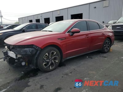 2024 HYUNDAI SONATA SEL KMHL64JA3RA364796 - główne zdjęcie licytacji z USA - miniatura