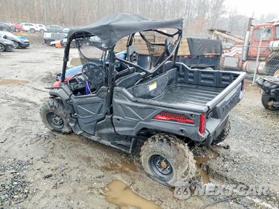 Czwarte zdjęcie samochodu z boku: 2016 HONDA SXS1000 M3 VIN:1HFVE0486G4001069 - miniatura