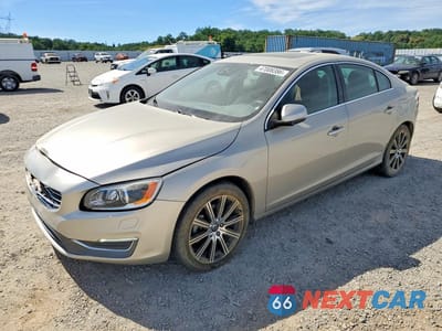 2017 VOLVO S60 PLATINUM LYV402HM3HB143706 - główne zdjęcie licytacji z USA - miniatura