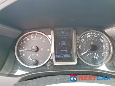 Zdjęcie 9 z 12 samochodu: 2018 TOYOTA TACOMA SR5 V6 VIN:3TMAZ5CNXJM075754 - miniatura