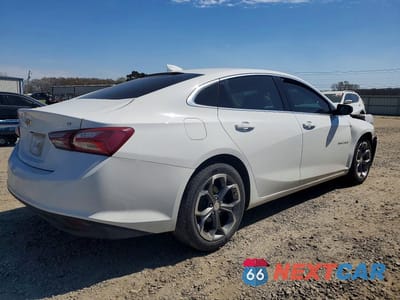 Trzecie zdjęcie samochodu z tyłu: 2021 CHEVROLET MALIBU LT VIN:1G1ZD5ST1MF051731 - miniatura