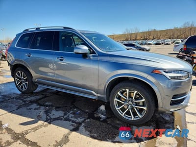 Czwarte zdjęcie samochodu z boku: 2017 VOLVO XC90 T6 VIN:YV4A22PK9H1123963 - miniatura