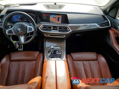 Zdjęcie 8 z 12 samochodu: 2019 BMW X5 XDRIVE50I VIN:5UXJU2C59KLN49790 - miniatura