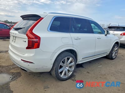 Trzecie zdjęcie samochodu z tyłu: 2017 VOLVO XC90 T6 VIN:YV4A22PL5H1130644 - miniatura