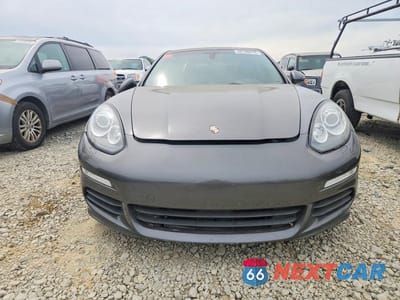 Piąte zdjęcie samochodu w środku: 2015 PORSCHE PANAMERA 2 VIN:WP0AA2A7XFL005562 - miniatura