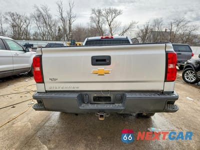 Zdjęcie 6 z 11 samochodu: 2018 CHEVROLET SILVERADO K1500 VIN:1GCNKNEC3JZ192365 - miniatura