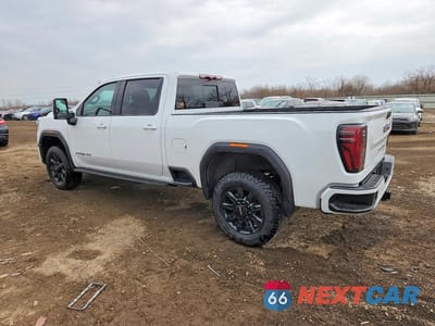 Drugie zdjęcie samochodu z przodu: 2025 GMC SIERRA K2500 AT4 VIN:1GT4UPEY3SF311709 - miniatura