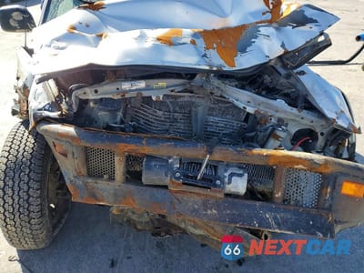 Zdjęcie 11 z 11 samochodu: 2002 TOYOTA TACOMA VIN:5TEWN72N62Z015022 - miniatura