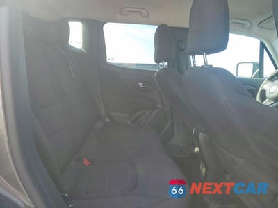 Zdjęcie 11 z 14 samochodu: 2019 JEEP RENEGADE LATITUDE VIN:ZACNJABB7KPK84440 - miniatura