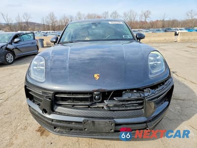 Piąte zdjęcie samochodu w środku: 2023 PORSCHE MACAN BASE VIN:WP1AA2A58PLB15296 - miniatura
