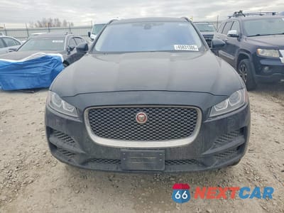 Piąte zdjęcie samochodu w środku: 2017 JAGUAR F-PACE PREMIUM VIN:SADCJ2BN9HA086983 - miniatura