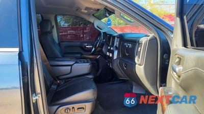 Piąte zdjęcie samochodu w środku: 2020 GMC SIERRA K1500 SLT VIN:3GTU9DED3LG401777 - miniatura