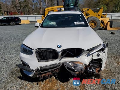 Piąte zdjęcie samochodu w środku: 2019 BMW X3 SDRIVE30I VIN:5UXTR7C5XKLF30160 - miniatura