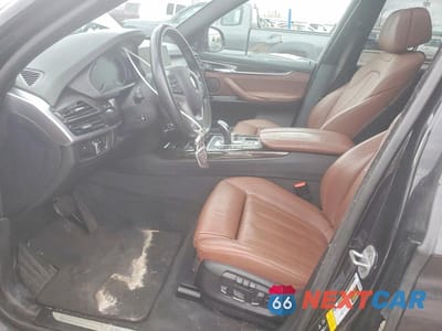 Zdjęcie 7 z 12 samochodu: 2018 BMW X5 XDRIVE50I VIN:5UXKR6C56J0U14392 - miniatura