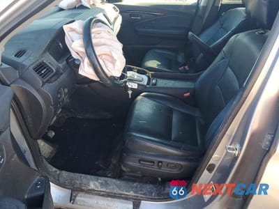 Zdjęcie 7 z 12 samochodu: 2017 HONDA PILOT ELITE VIN:5FNYF6H02HB011569 - miniatura