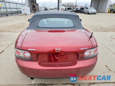 Zdjęcie 6 z 13 samochodu: 2006 MAZDA MX-5 MIATA VIN:JM1NC25F960119258 - miniatura
