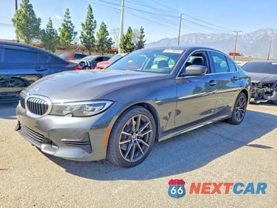 2020 BMW 330I 3MW5R1J02L8B06246 - główne zdjęcie licytacji z USA - miniatura