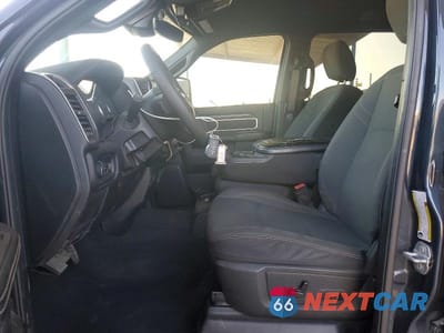 Zdjęcie 7 z 11 samochodu: 2025 RAM 2500 BIG HORN VIN:3C6UR5DJ3SG591356 - miniatura