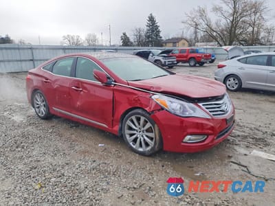 Czwarte zdjęcie samochodu z boku: 2013 HYUNDAI AZERA BASE VIN:KMHFH4JG3DA318082 - miniatura