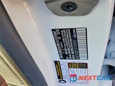 Zdjęcie 12 z 12 samochodu: 2025 MERCEDES-BENZ E 350 VIN:W1KLF4GB1SA156495 - miniatura