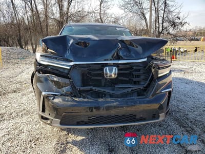 Piąte zdjęcie samochodu w środku: 2023 HONDA PILOT ELITE VIN:5FNYG1H89PB018104 - miniatura