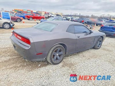 Trzecie zdjęcie samochodu z tyłu: 2014 DODGE CHALLENGER SXT VIN:2C3CDYAG7EH244876 - miniatura