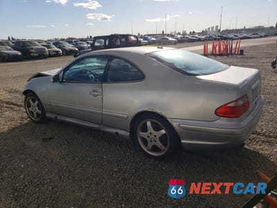 Drugie zdjęcie samochodu z przodu: 2000 MERCEDES-BENZ CLK 430 VIN:WDBLJ70G4YF129690 - miniatura