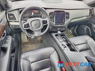 Zdjęcie 8 z 13 samochodu: 2018 VOLVO XC90 T6 VIN:YV4A22PK2J1215681 - miniatura