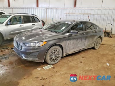 2019 FORD FUSION S 3FA6P0G74KR281396 - główne zdjęcie licytacji z USA - miniatura